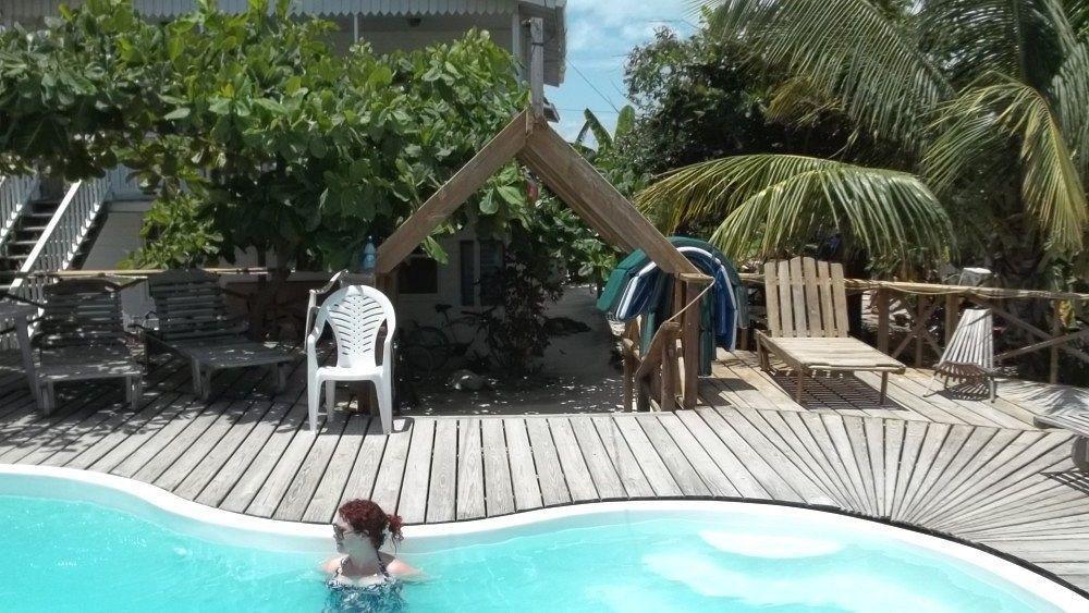 Pedro'S Hotel & Inn Сан Педро Екстериор снимка